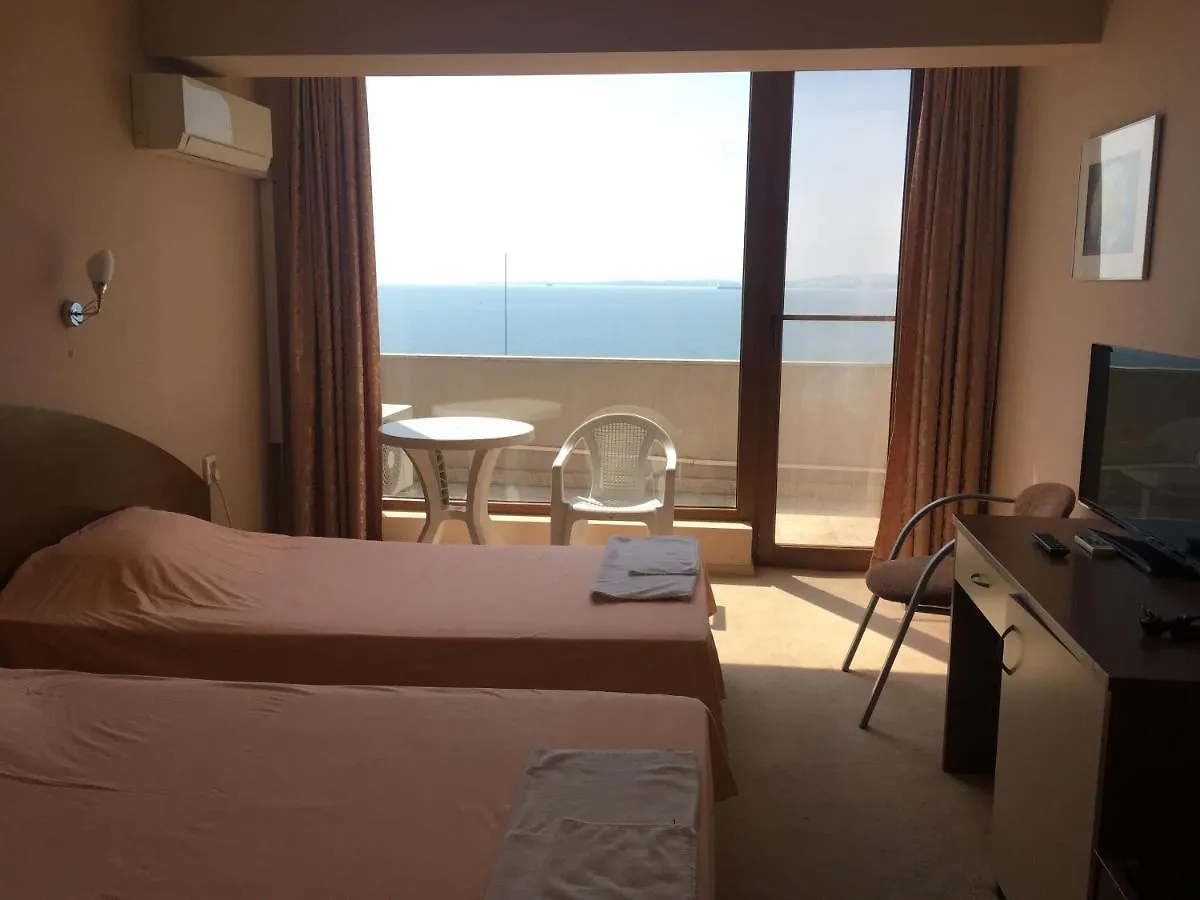 Hostel Relax Sarafovo Pansiyon Burgaz