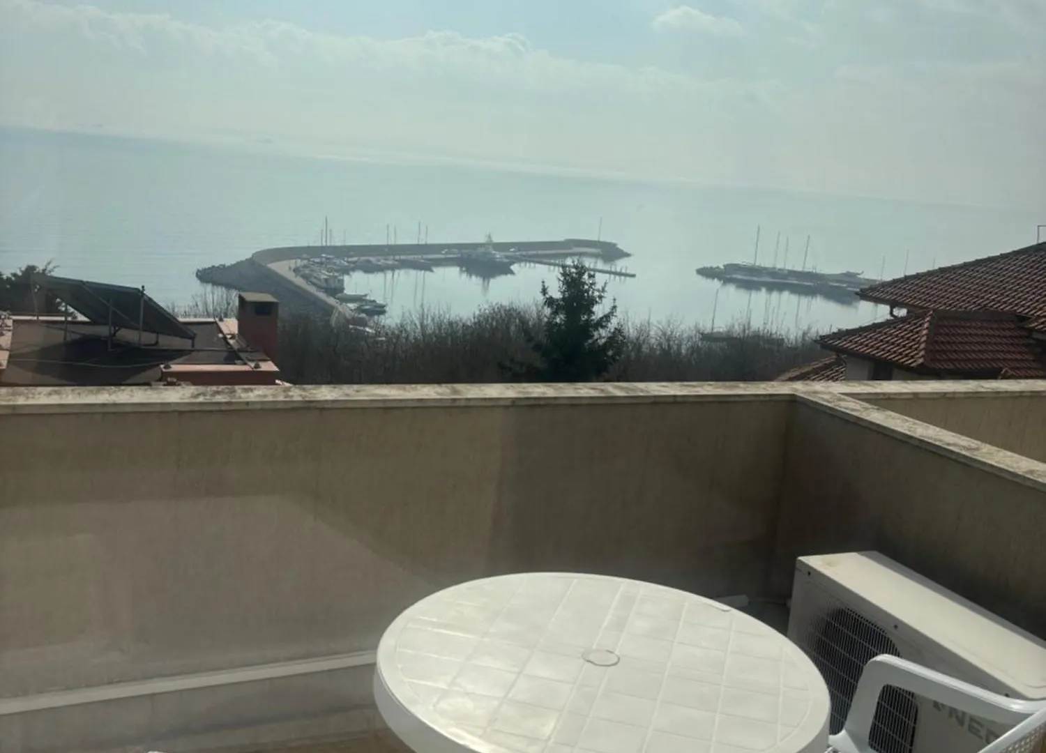 Hostel Relax Sarafovo Pansiyon Burgaz